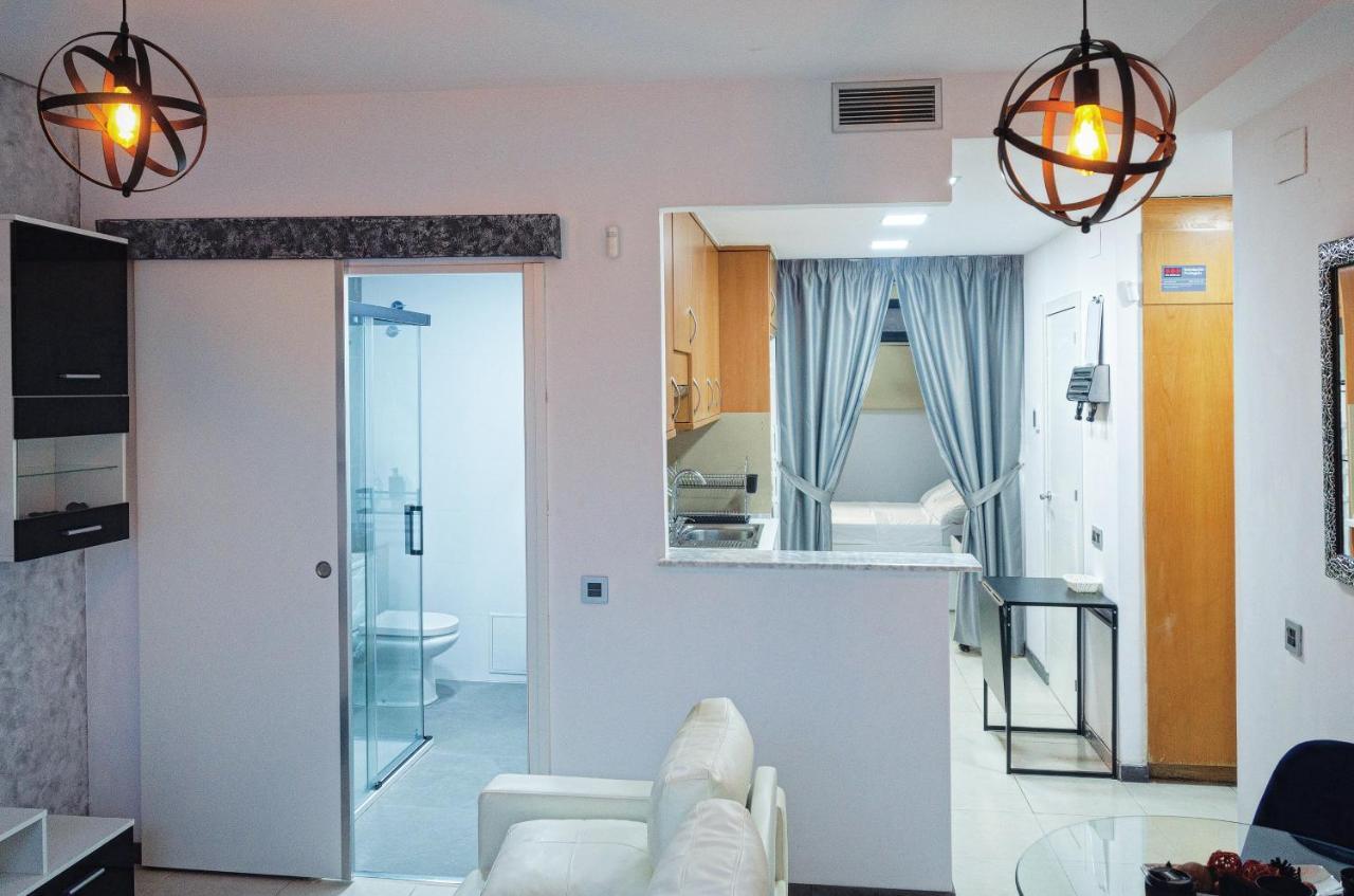 Aparta La Nuit Apartment *