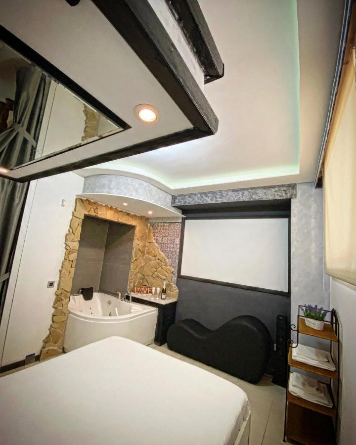 Aparta La Nuit Calafell